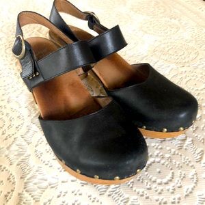 Dansko heel clogs